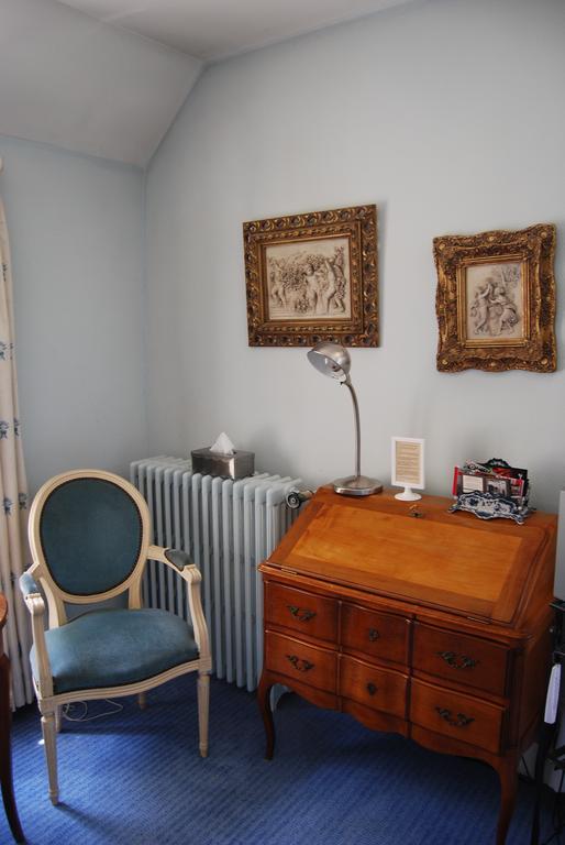 Le Chateau Des Ormes Bed & Breakfast Lambersart Oda fotoğraf