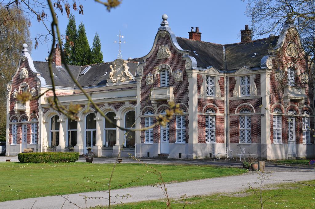 Le Chateau Des Ormes Bed & Breakfast Lambersart Dış mekan fotoğraf