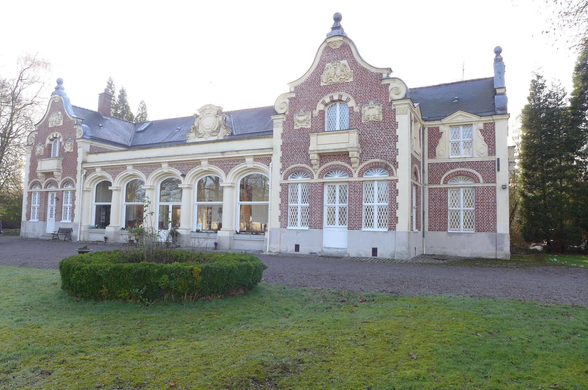 Le Chateau Des Ormes Bed & Breakfast Lambersart Dış mekan fotoğraf