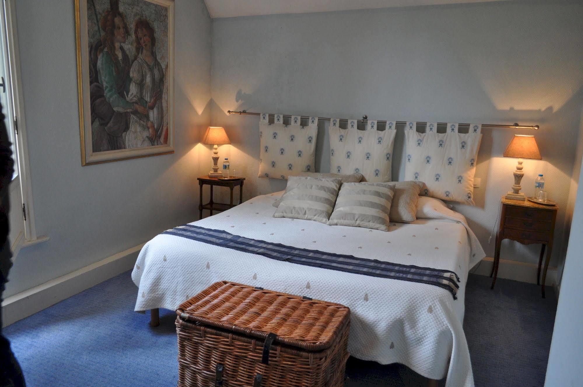 Le Chateau Des Ormes Bed & Breakfast Lambersart Dış mekan fotoğraf