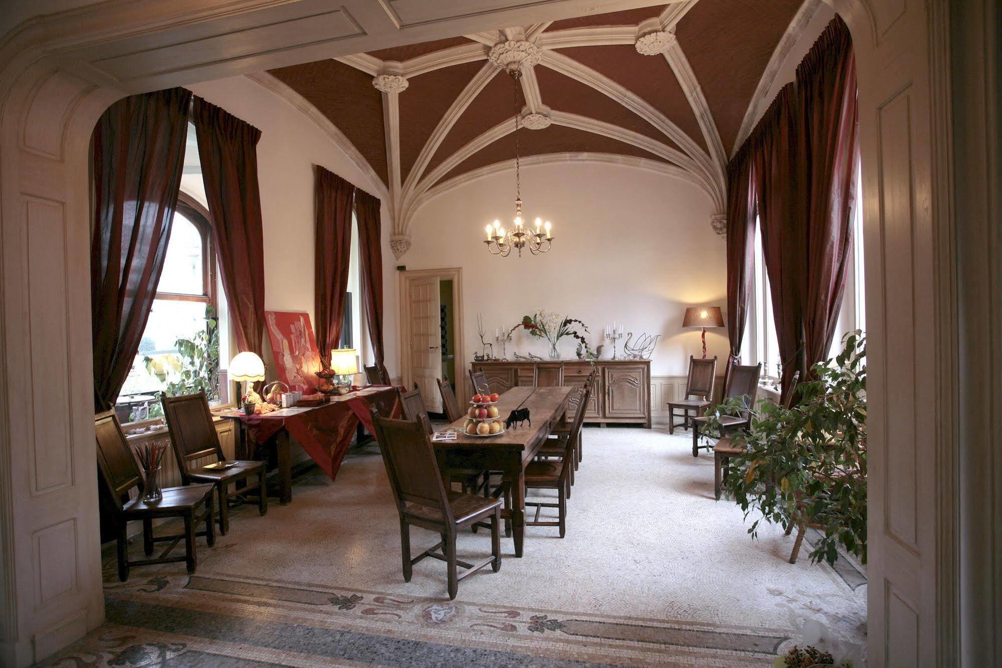 Le Chateau Des Ormes Bed & Breakfast Lambersart Dış mekan fotoğraf