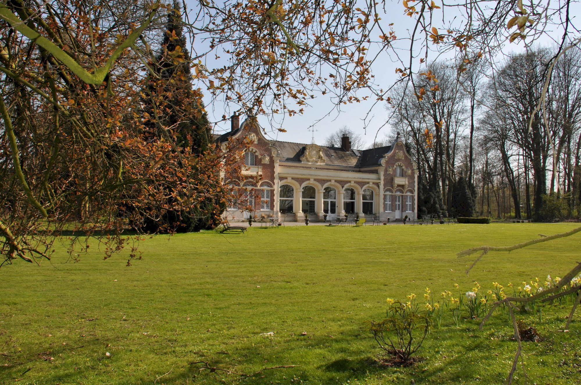 Le Chateau Des Ormes Bed & Breakfast Lambersart Dış mekan fotoğraf